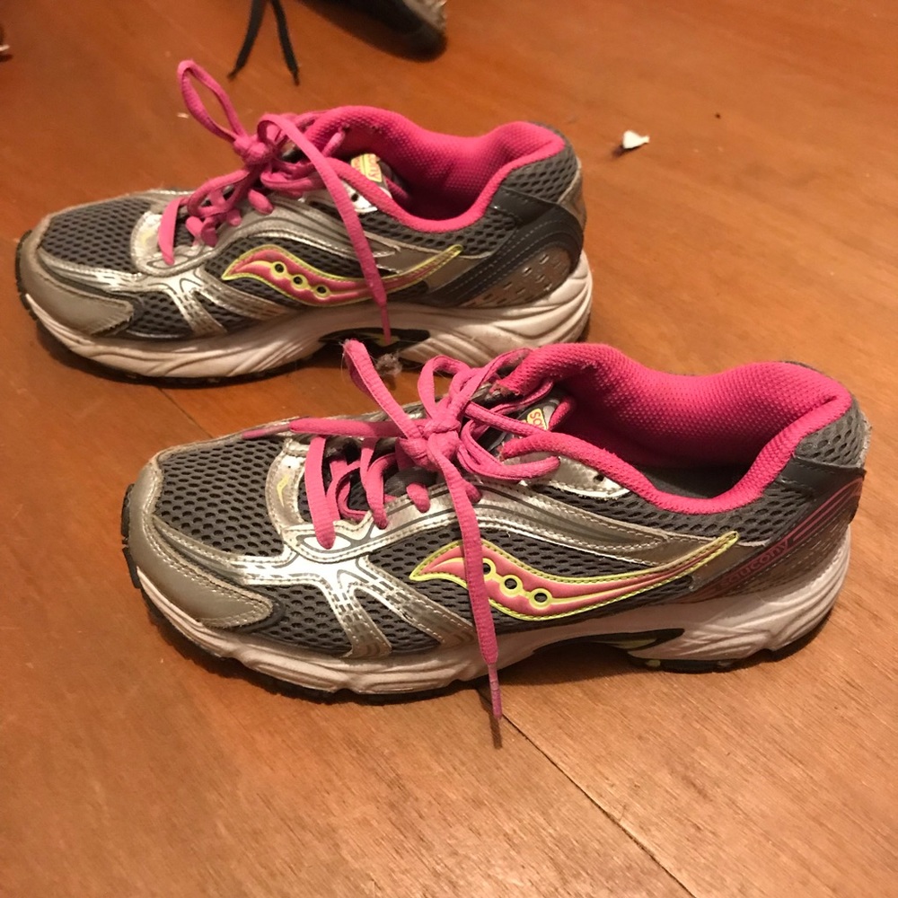 Saucony running sneakers